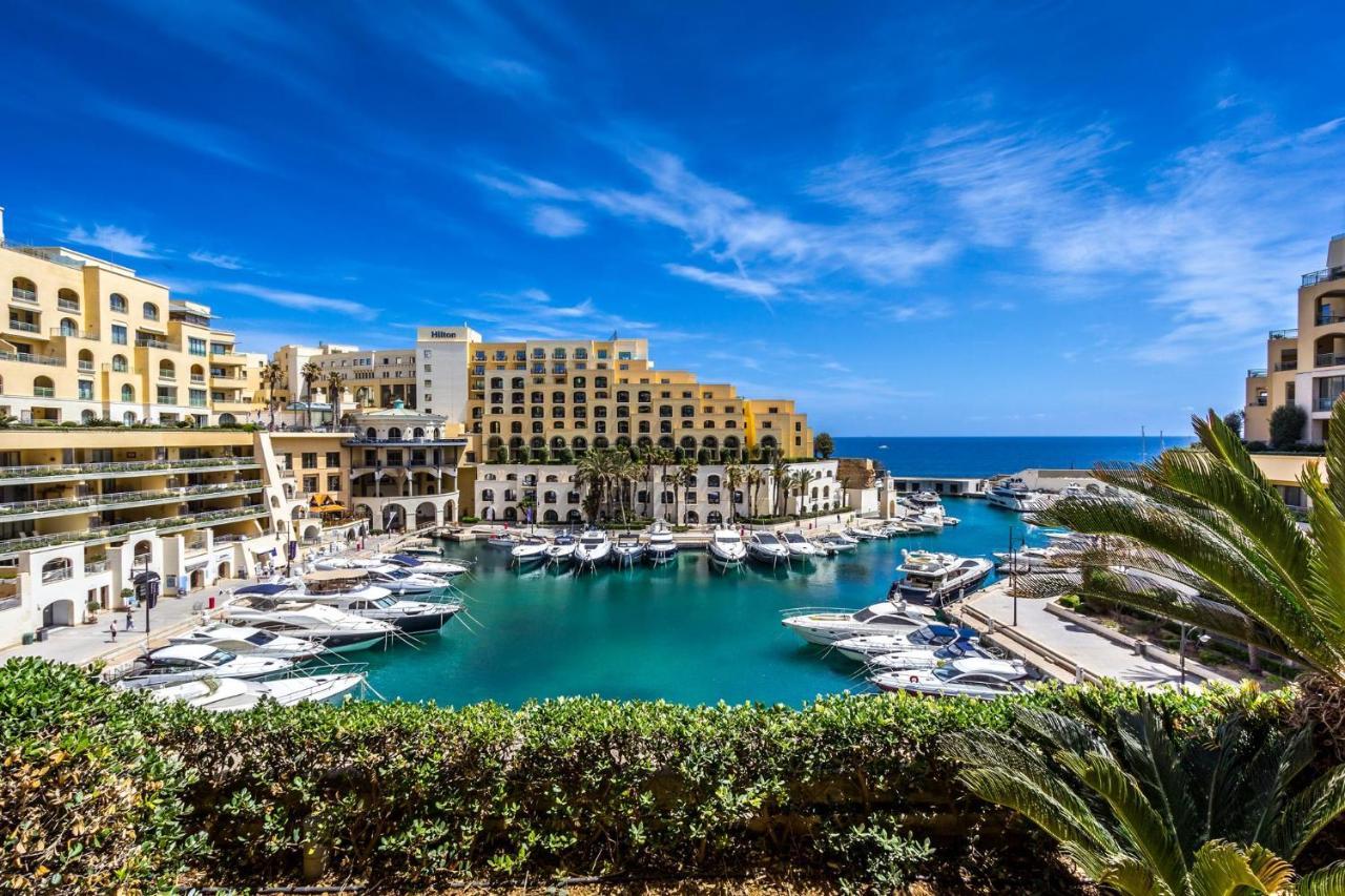 Cosy Apartment Steps To St George'S Bay Сент Джулианс Экстерьер фото